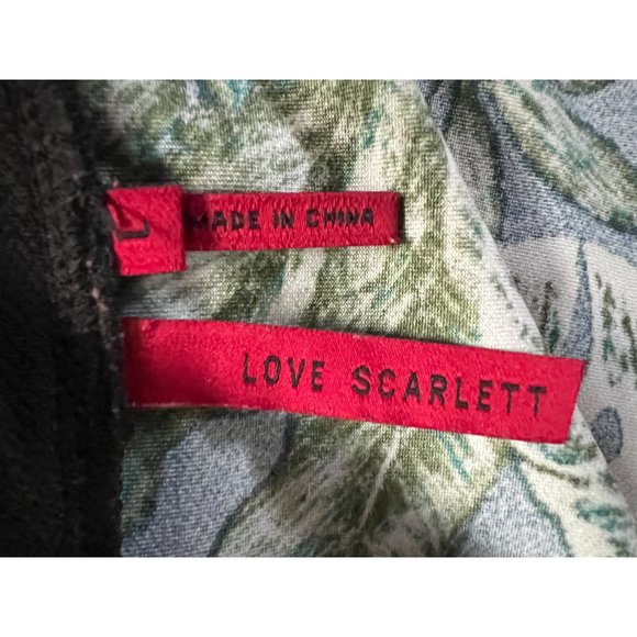 Love Scarlett Zip Front Leaf Pattern Top Size Large Blue, Green Polyester Blend - Picture 3 of 16